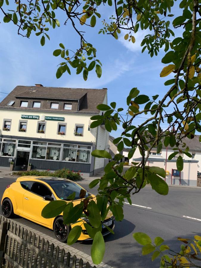 Mannebach  Vina Am Ring Bed & Breakfast エクステリア 写真