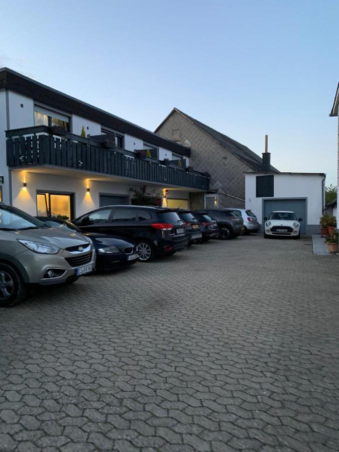 Mannebach  Vina Am Ring Bed & Breakfast エクステリア 写真
