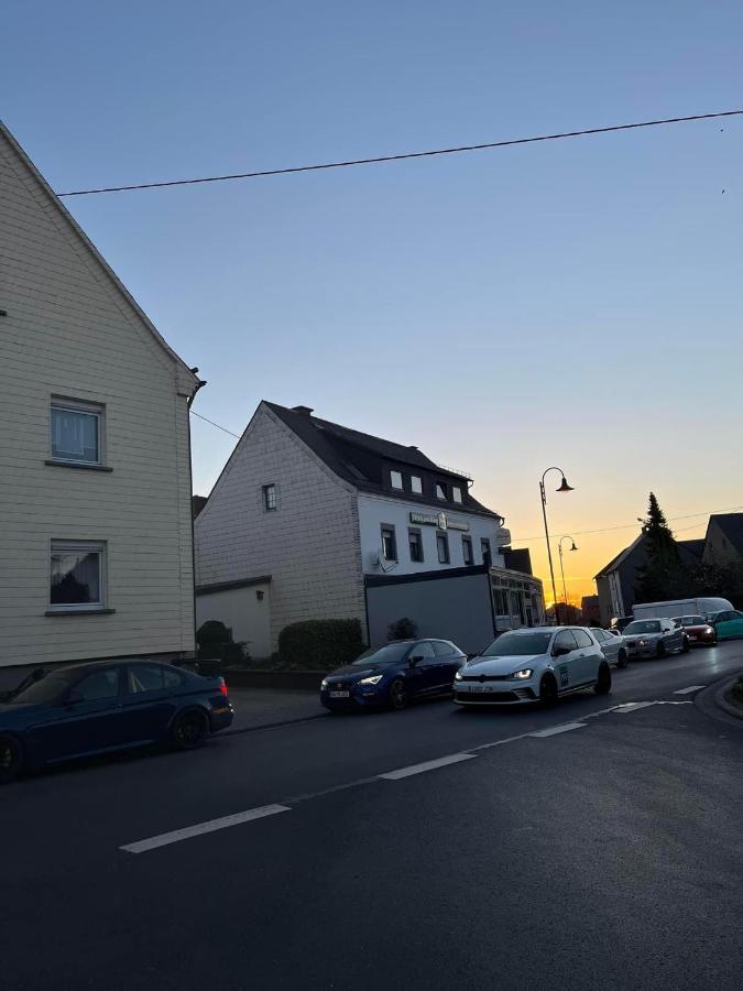 Mannebach  Vina Am Ring Bed & Breakfast エクステリア 写真