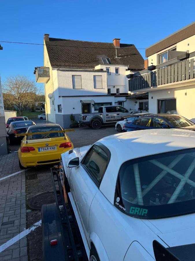 Mannebach  Vina Am Ring Bed & Breakfast エクステリア 写真