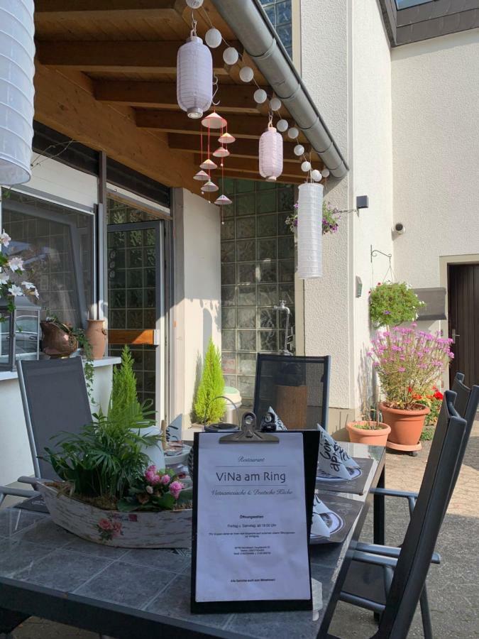 Mannebach  Vina Am Ring Bed & Breakfast エクステリア 写真